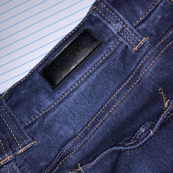 OFFERS ACCEPTED!       Buyer distressed dark jeans - Picture 4 of 6